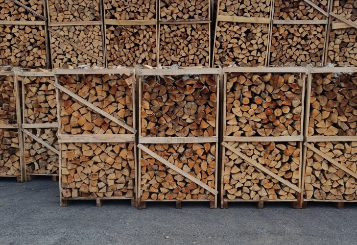 1.8Brennholz_trocken